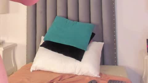  samanta  online show from January 27, 8:40 am