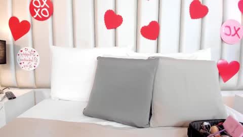 SAMANTA  online show from February 14, 2:50 am