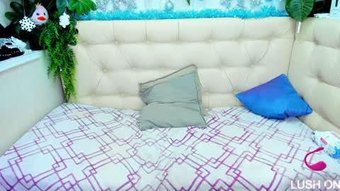 samanta online show from December 16, 12:15 am