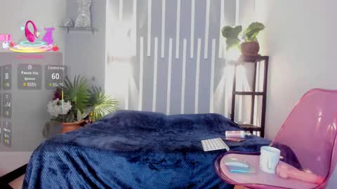 Samantha  online show from March 7, 1:40 pm