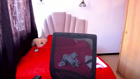 Samantha  online show from September 23, 11:35 am