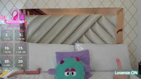 Snapshot of samantha_duque11 chatting on February 15, 5:09 am Samantha online show from February 15, 5:09 am