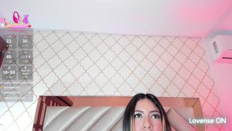 Snapshot of samantha_duque11 chatting on February 19, 10:45 am Samantha online show from February 19, 10:45 am