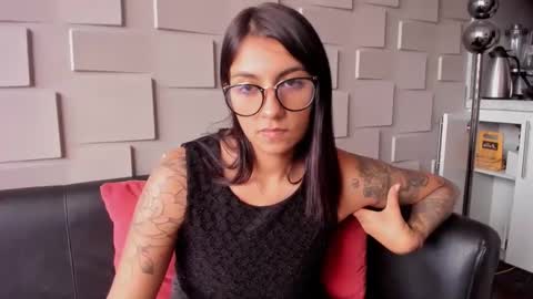 Snapshot of samantha_jadee chatting on December 10, 3:33 pm Samantha online show from December 10, 3:33 pm