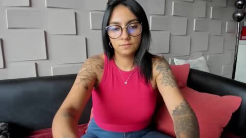 Snapshot of samantha_jadee chatting on January 4, 9:20 pm Samantha online show from January 4, 9:20 pm