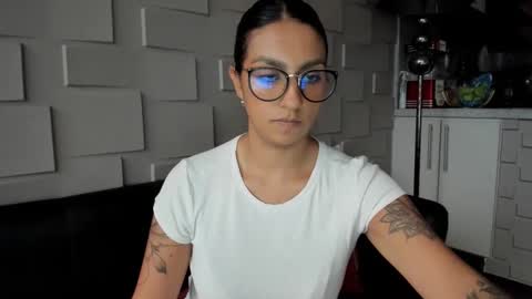 Snapshot of samantha_jadee chatting on January 16, 10:44 pm Samantha online show from January 16, 10:44 pm