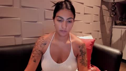 Snapshot of samantha_jadee chatting on February 5, 11:17 pm Samantha online show from February 5, 11:17 pm