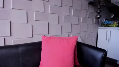 Snapshot of samantha_jadee chatting on February 6, 12:48 pm Samantha online show from February 6, 12:48 pm