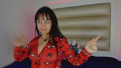 Snapshot of samantha_js_ chatting on September 29, 4:06 am samantha_js_ online show from September 29, 4:06 am