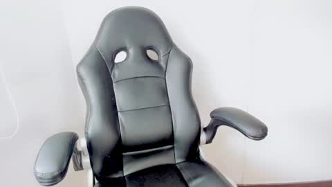 Andy online show from February 8, 1:11 pm