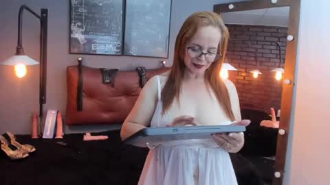 Sam online show from March 12, 2:01 pm