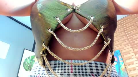 samantha_milfs online show from January 29, 11:09 am