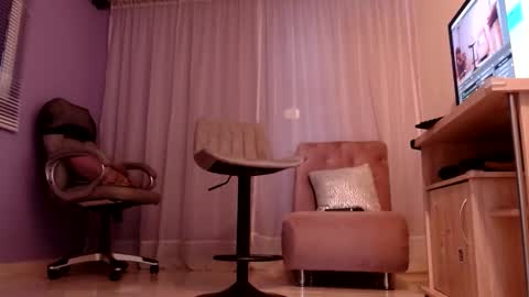 samantha_thompsoon online show from January 29, 12:24 pm