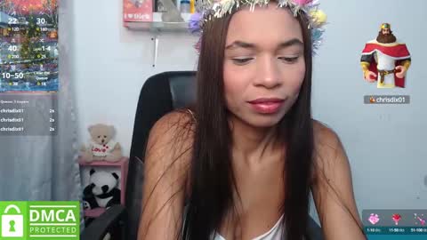 Snapshot of samanthaa_queen chatting on December 16, 11:01 am sam online show from December 16, 11:01 am