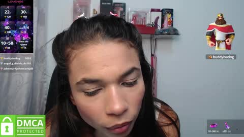 Snapshot of samanthaa_queen chatting on February 4, 1:48 pm sam online show from February 4, 1:48 pm