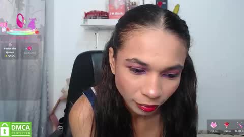 Snapshot of samanthaa_queen chatting on October 14, 11:11 am sam online show from October 14, 11:11 am