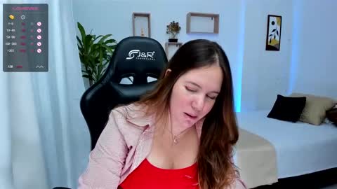 Samantha samy online show from December 4, 2:09 am