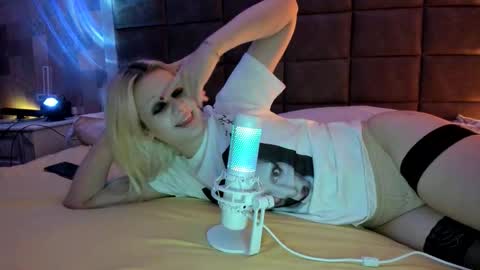 Samantha online show from October 25, 12:29 am