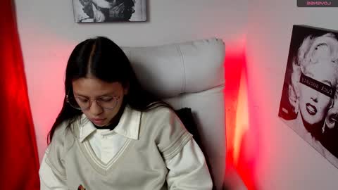 Snapshot of samantharoldan chatting on January 25, 1:52 pm Samantha online show from January 25, 1:52 pm