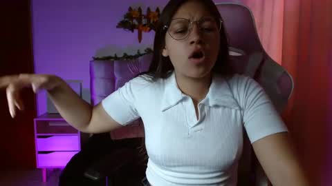 Snapshot of samantharoldan chatting on February 13, 5:54 pm Samantha online show from February 13, 5:54 pm