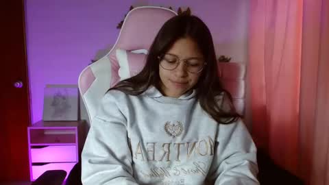 Snapshot of samantharoldan chatting on February 13, 8:55 pm Samantha online show from February 13, 8:55 pm