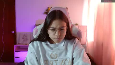 Snapshot of samantharoldan chatting on February 23, 5:50 pm Samantha online show from February 23, 5:50 pm