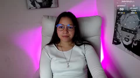 Snapshot of samantharoldan chatting on February 28, 5:04 pm Samantha online show from February 28, 5:04 pm