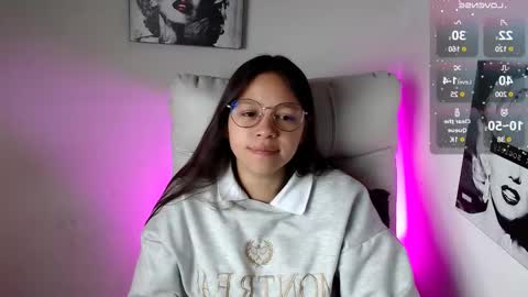 Snapshot of samantharoldan chatting on March 4, 1:59 pm Samantha online show from March 4, 1:59 pm