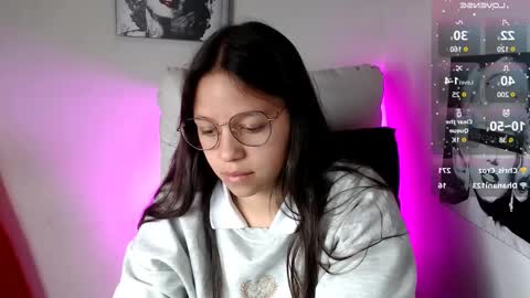 Snapshot of samantharoldan chatting on March 4, 8:16 pm Samantha online show from March 4, 8:16 pm