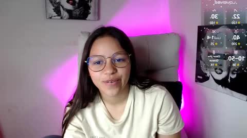 Snapshot of samantharoldan chatting on March 8, 5:11 pm Samantha online show from March 8, 5:11 pm