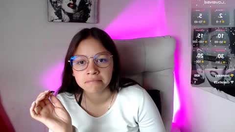 Snapshot of samantharoldan chatting on March 10, 5:07 pm Samantha online show from March 10, 5:07 pm