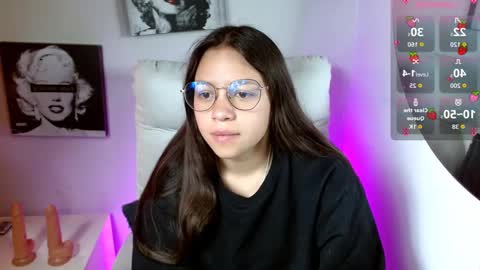 Snapshot of samantharoldan chatting on September 23, 1:58 pm Samantha online show from September 23, 1:58 pm