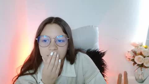 Snapshot of samantharoldan chatting on October 3, 4:37 pm Samantha online show from October 3, 4:37 pm