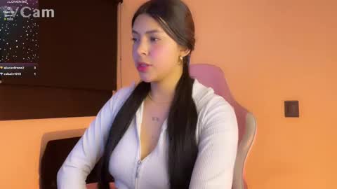 Snapshot of samara_lam chatting on February 20, 5:01 am Sammy online show from February 20, 5:01 am