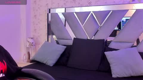 samaris_smith online show from November 20, 3:07 am