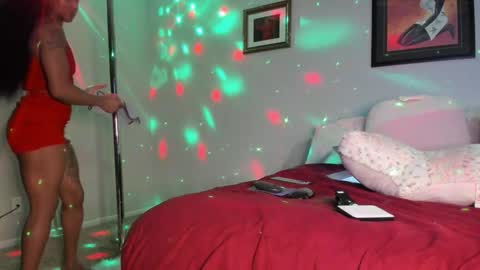 Snapshot of samatha1998 chatting on February 3, 2:58 am Yaya online show from February 3, 2:58 am