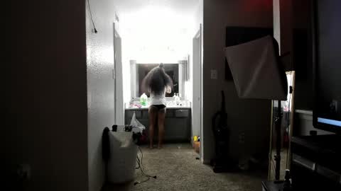 Snapshot of samatha1998 chatting on February 12, 10:59 pm Yaya online show from February 12, 10:59 pm