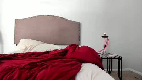 Snapshot of samatha1998 chatting on September 21, 3:13 pm Yaya online show from September 21, 3:13 pm