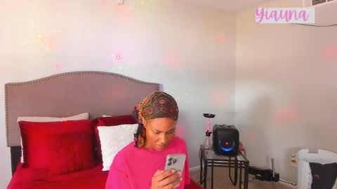 Snapshot of samatha1998 chatting on November 21, 5:44 pm Yaya online show from November 21, 5:44 pm