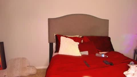 Snapshot of samatha1998 chatting on November 25, 5:40 am Yaya online show from November 25, 5:40 am