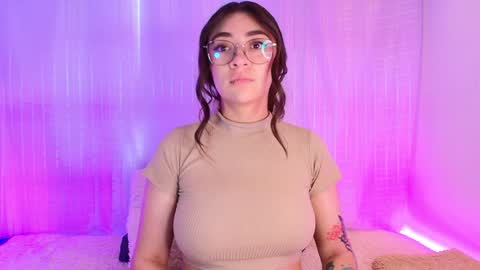 samii evans  online show from February 7, 7:59 pm