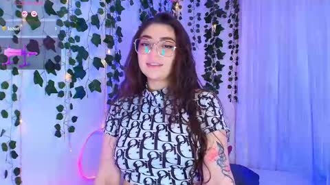 samii evans  online show from November 18, 1:33 am