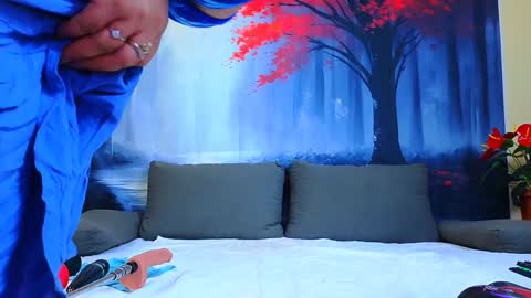     online show from February 7, 3:55 am