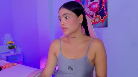 Snapshot of sammy__rose chatting on September 11, 7:58 pm Sammy Rose online show from September 11, 7:58 pm