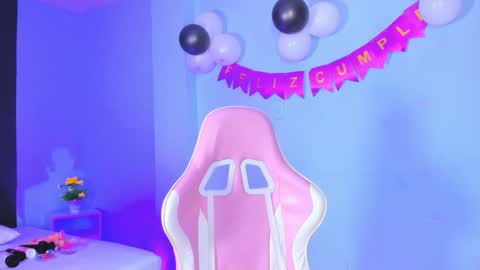 Snapshot of sammy__rose chatting on September 16, 8:43 pm Sammy Rose online show from September 16, 8:43 pm