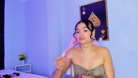 Snapshot of sammy__rose chatting on September 17, 7:15 pm Sammy Rose online show from September 17, 7:15 pm