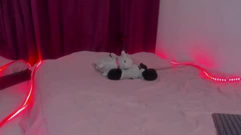 Snapshot of sammy_and_mike_ls chatting on November 6, 11:00 am Sophie y Mark online show from November 6, 11:00 am