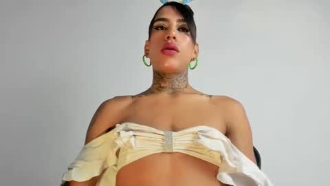sammy_exotic online show from September 28, 4:07 am