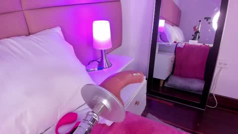 Snapshot of sammymorales chatting on February 5, 3:31 pm Sammy Morales online show from February 5, 3:31 pm