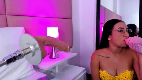 Snapshot of sammymorales chatting on October 11, 1:20 pm Sammy Morales online show from October 11, 1:20 pm